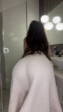 Film Porno Teasing with whitekristy and Brunette Sexy Solo