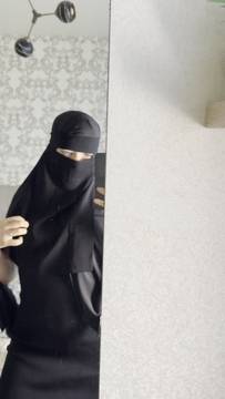 Adult Movie AnnaaLittle in Teasing & Sexy Solo Amateur Hijab