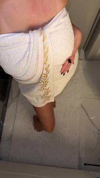 Porno Video AminaSky in Teasing & Sexy Teen Brunette