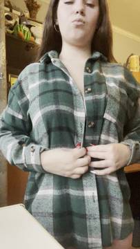 Movie Porno karinakissme in Striptease and Curvy & Thick Solo