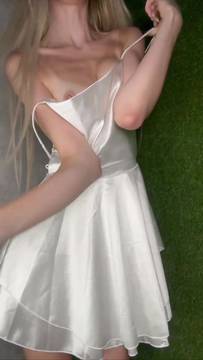 Movie Xxx Striptease with secretshelly1 and Blonde Shaved Pussy Petite Solo