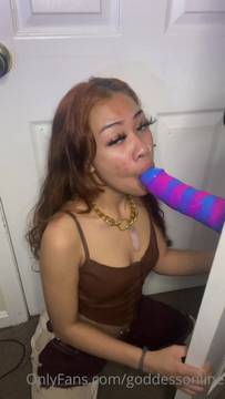 I love this dildo in my mouth