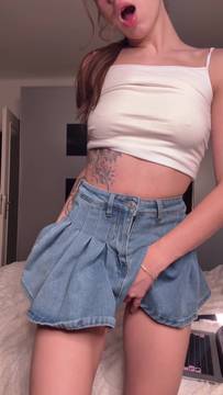 Movie Porno shyemilybaby in Teasing & Shaved Pussy Upskirt Teen Brunette