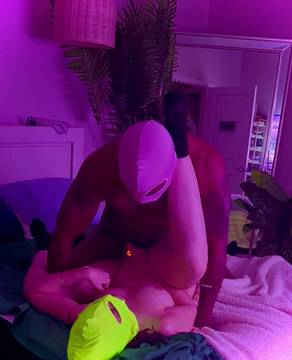 Porn Video maskeddaydreams in Missionary and Naked Natural Big Tits