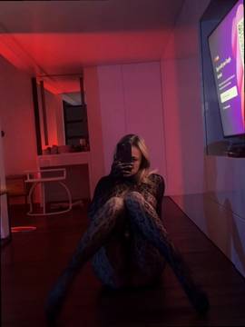 Hot Porno Holly_Moon in Lesbian Anal Masturbation & Small Tits Naked