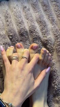 #Solo #Teasing #Fetish Porn #Teen #Brunette I'm on Onlyfans