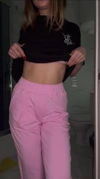 Just a teaser… full show on OnlyFans 👀