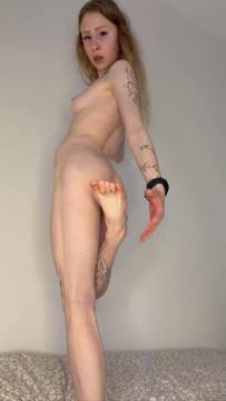 Free Video Striptease with gemmy_grace & Petite Small Tits Teen Nude Blonde