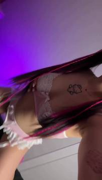 Free Video Teasing with Elizabetth & Teen Sexy Lingerie Brunette