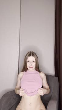 Sex Video danamellow in Showing Boobs & Nude Sexy Natural Big Tits Solo