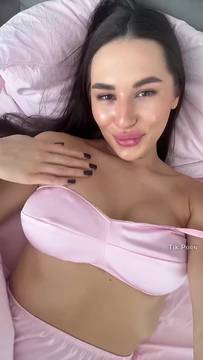 Porno Movie Showing Boobs with AminaSky & Brunette Natural Big Tits Solo