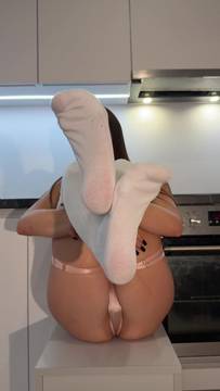Free Movie Feet Porn with liilash and Sexy Lingerie Solo Stockings Brunette