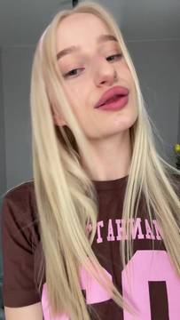 Want to chat with me? Click on the link in my profile!