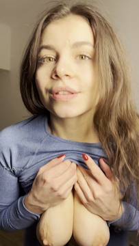 Xxx Video Boob Drop with KylieFreya & Nude Solo Natural Big Tits Brunette