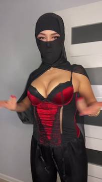 Xxx Movie aiisha in Dancing and Big Boobs Sexy Solo Hijab