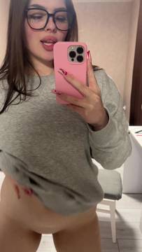 Sex Scenes Teasing with RorryRee and Curvy & Thick Teen Shaved Pussy