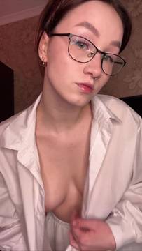 Xxx Movie Downblouse with ellieelthie & Brunette Nude Glasses Porn Sexy
