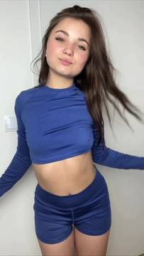 The bitch is begging.. Like and subscribe, she's waiting 🔥