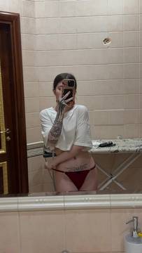 #Teen # #Amateur #Brunette #Teasing
