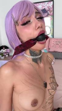 Wanna play with my gag now babe?