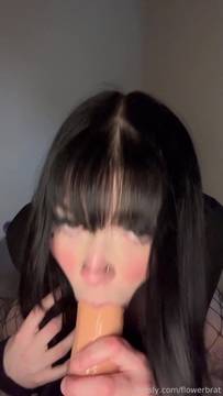 Goth girl @flowerbrat going for anal dildo ride