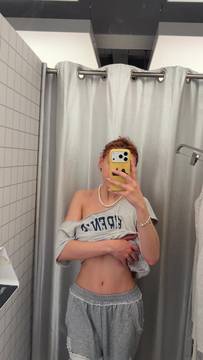 Barely waited until fitting room 🔥💦