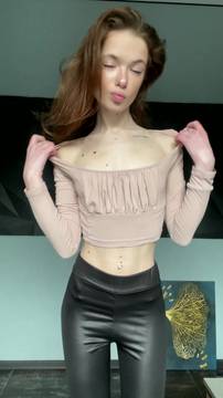 Free Video Showing Boobs with jessicalittlee & Solo Petite Small Tits