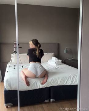 Xxx Video with Meskki in Teasing & Leaked Solo