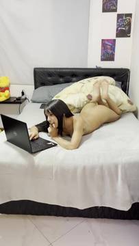 Film Porno YummyLolaa in Teasing and Solo Latina Petite Naked