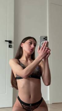 Porn Scenes ellahughes in Teasing & European Porn Big Ass Curvy & Thick