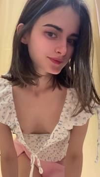 Trying to act normal. #Solo #Amateurs #Beautiful #Amateurs #CuteGirl #Teasing