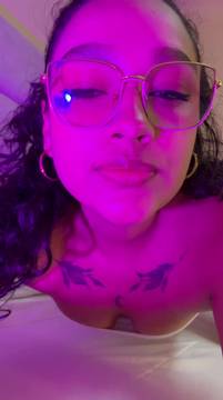 Adult Video foxyemilyy in Pussy Fuck and Shaved Pussy