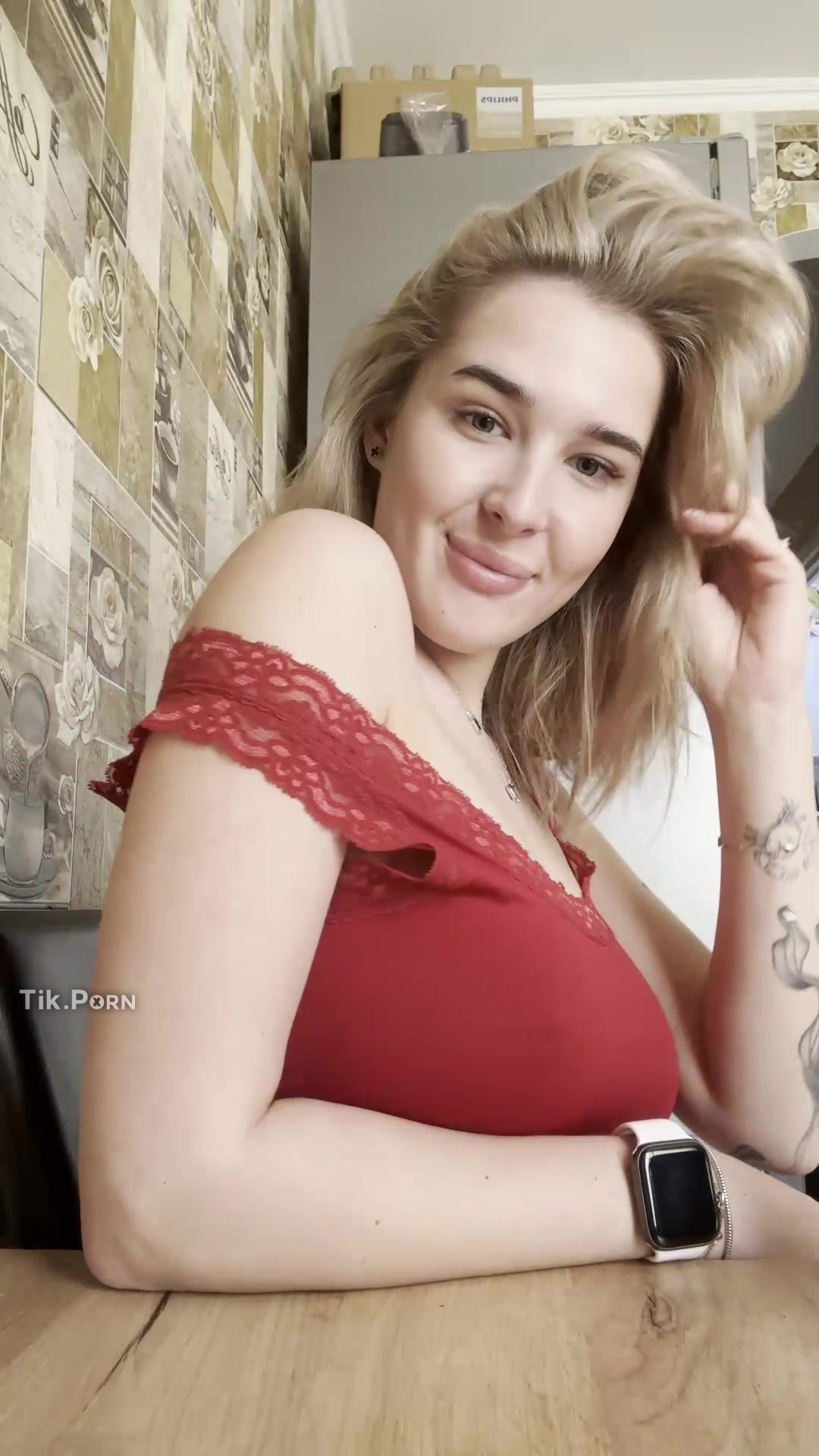 Hot Porno ElizabethLuxyy in Teasing and Solo Shaved Pussy 18+ Teen