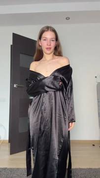 Free Movie octavia-bb in Striptease & Sexy Nude Brunette