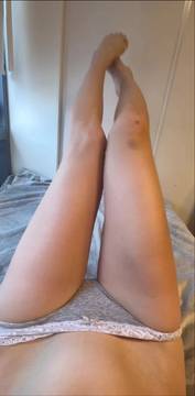 Adult Video alessia_green in Feet Porn and Sexy 18+ Teen Brunette Solo