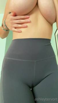 I heard you like my camel so toe let me show you my tight yoga pants