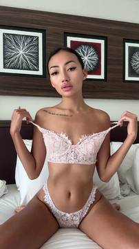 Xxx Video AsianLili in Pussy Fingering & Big Boobs PAWG Asian Sexy Lingerie