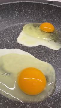 Video X-Rated Food Porn with GiannaLi and Sexy Brunette Big Boobs