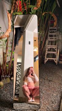 Porn Scenes Teasing with itzagamma & Brunette Shaved Pussy Upskirt
