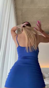 Video X-Rated SunnyBunny in Striptease & Sexy Lingerie Curvy & Thick Naked