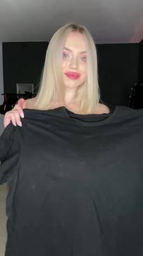X-Rated Movie Showing Boobs & Blonde Sexy Natural Big Tits Nude