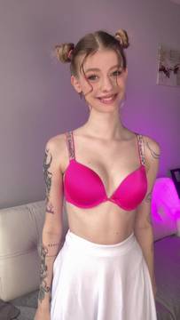 X-Rated Video MissyKissy in Striptease & Sexy Lingerie Amateur 18+ Teen