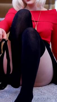 Movie Xxx sweetyhanna in Teasing and Upskirt Shaved Pussy