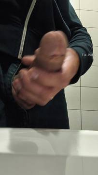 Free Movie Man Masturbating and Man solo