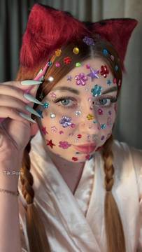 Dont skroll past a freckled ginger who is already wet. full clip waiting