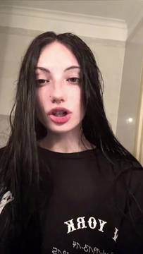 Sex Scenes HelgaXO in Striptease & Small Tits Shaved Pussy 18+ Teen