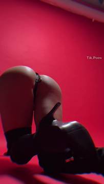 #Solo #18+ Teen #Sexy #Blonde #Naked #Petite so wet already from my heels 🔥💦