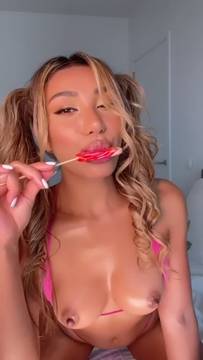 Free Video Bouncing Boobs & Big Boobs Solo Webcam