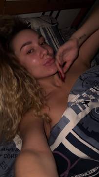 Wanna see what I do when I'm alone? #Solo #Natural Big Tits #Nude #Sexy