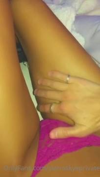 X-Rated Video Teasing & Teen Sexy